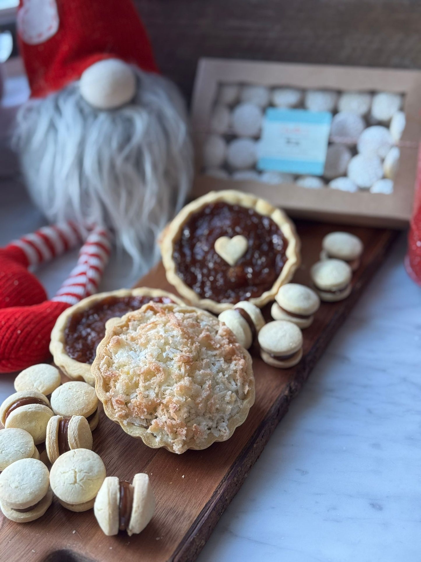 Dulce de leche and coconut tart